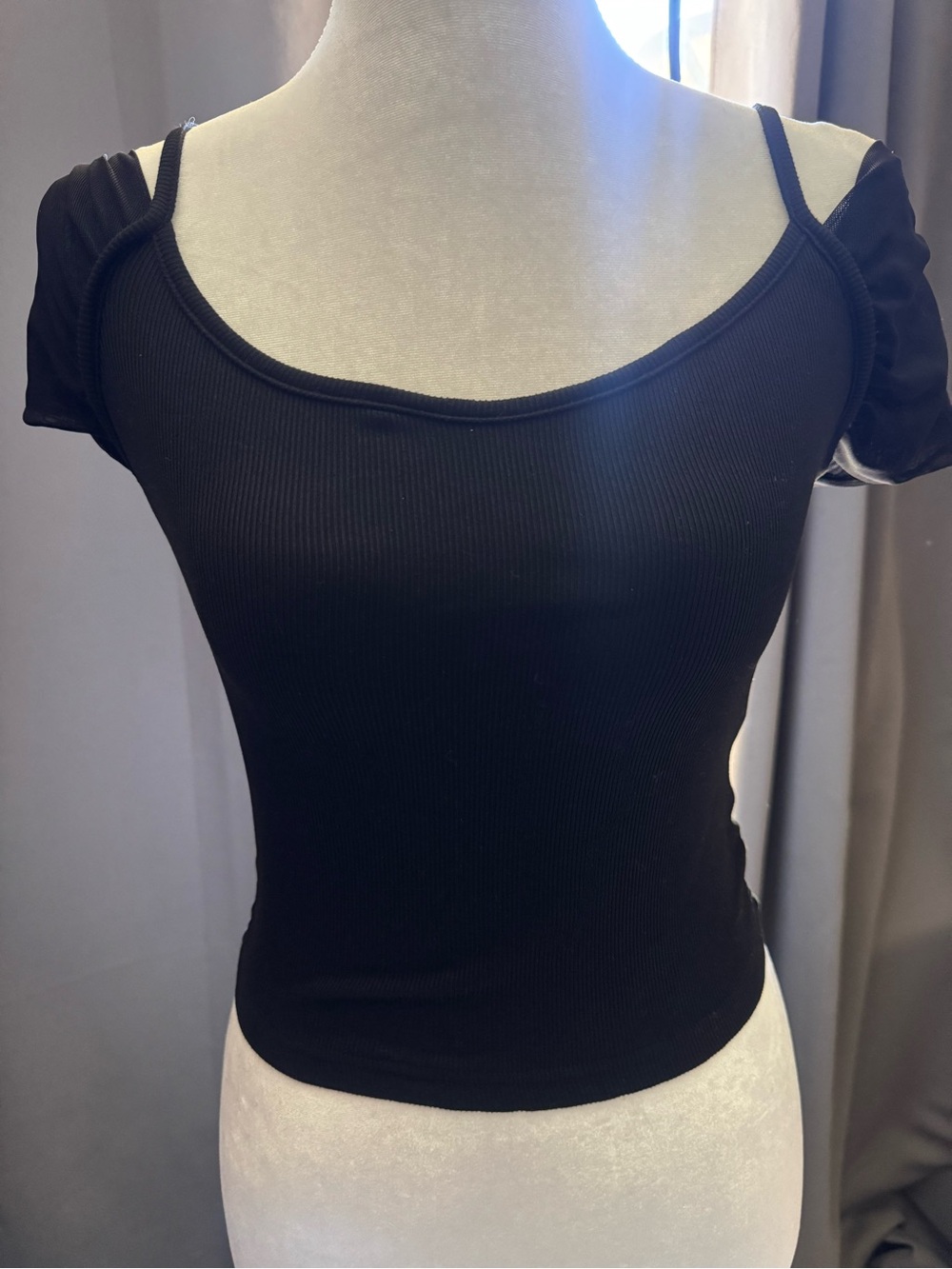 Black Cold-Shoulder Ribbed Women's Top